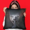 SD Toys Ca - Pennywise Shut Up Coussin Carré -Magasin De Jouets ca pennywise shut up coussin carre