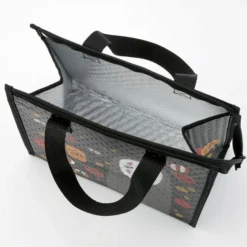 Le Voyage De Chihiro - No Face & Lanternes - Glacière 265x275x120mm 5 Le Voyage De Chihiro - No Face & Lanternes - Glacière 265x275x120mm -Magasin De Jouets le voyage de chihiro no face lanternes glaciere 265x275x120mm 63ec4ad020dc7