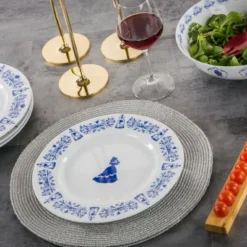 Saladier Bas En Porcelaine Disney : La Belle Et La Bête -Magasin De Jouets saladier bas en porcelaine disney la belle et la bete 5b3648c503e54