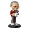 Stan Lee Figurine Mini Co. Pvc Stan Lee With Grumpy Cat 14 Cm 1 Stan Lee Figurine Mini Co. Pvc Stan Lee With Grumpy Cat 14 Cm -Magasin De Jouets stan lee figurine mini co pvc stan lee with grumpy cat 14 cm